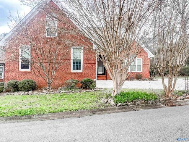 86 Oak Ridge Way