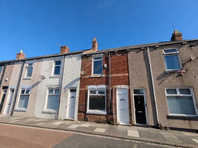 86 Sheriff Street, Hartlepool TS26 2 bed terraced house to rent £475 pcm £110 pw