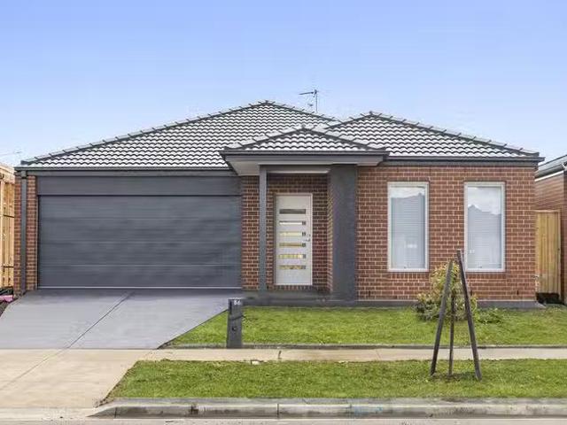 86 Steamboat Avenue, Winter Valley, VIC 3358