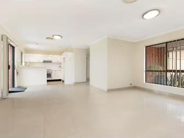86C Hampden Rd, SOUTH WENTWORTHVILLE Apartment for rent Liste.