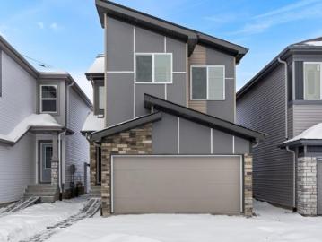 8704 Avenue, Edmonton, AB, T5Z 0X5 house for sale | Listing ID E4475 | Royal LePage