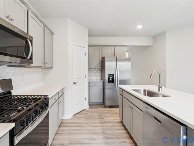 8706 Coastal Terrace