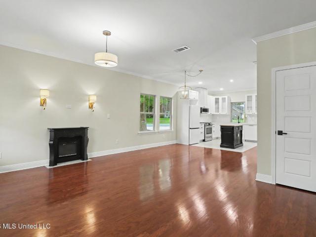 87001 Beaux Vue Court
