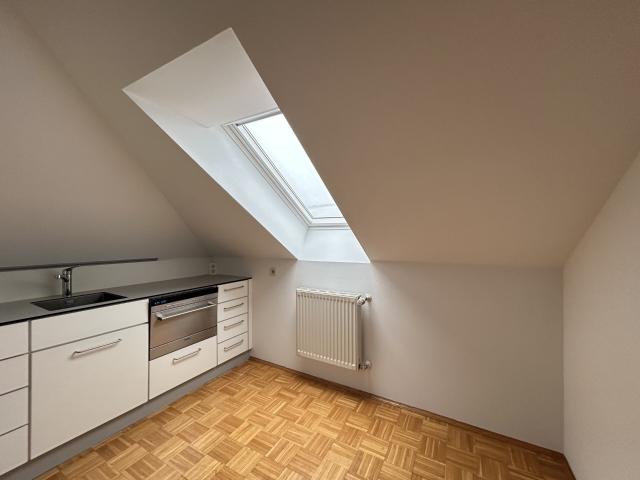 8700 Leoben: Charmante 1 Zimmer Dachgeschosswohnung
