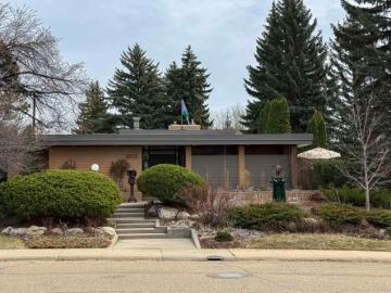8703 Street, Edmonton, AB, T5R 0C5 house for sale | Listing ID E4495 | Royal LePage