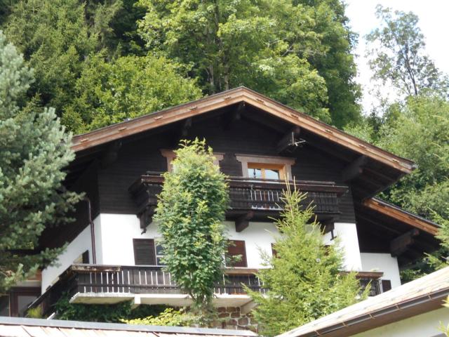 870 qm Baugrund mit Altbestand