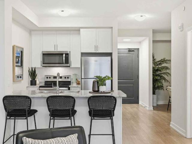 870 Queenston 2 Bedroom Apartment for Rent at 870 Queenston Rd, Stoney Creek, ON L8G 0B9