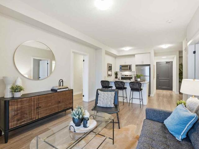 870 Queenston 2 Bedroom Apartment for Rent at 870 Queenston Rd, Stoney Creek, ON L8G 0B9