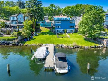 8716 Sand Point Way NE, Unit 114, Seattle, WA 98115 | MLS #2510