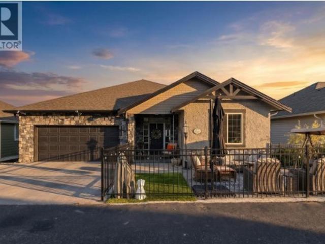 871 Kuipers Crescent, Kelowna, BC, V1W 5B1 house for sale | Listing ID 10400 | Royal LePage