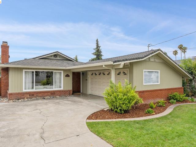 871 Joaquin Ave