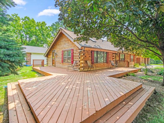 871 Lake Holiday Drive
