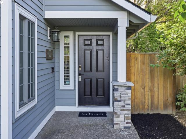871 SE 66TH CT