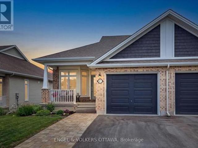 871 Tewin Circle, Ottawa, ON, K4A 1K1 house for sale | Listing ID X13463 | Royal LePage
