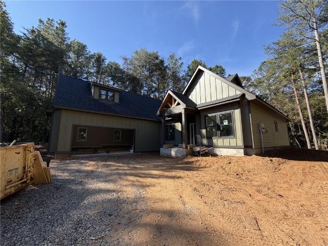8725 Highway 136 W
