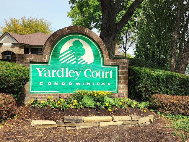 8720 Yardley Ct, Unit 205, Indianapolis, IN 46268 | MLS #22063
