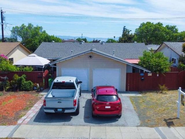 872 San Junipero Dr, Sunnyvale, CA 94085