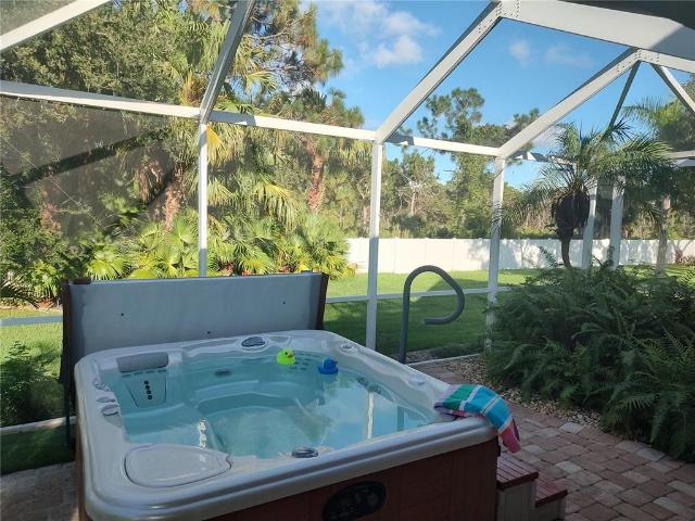 872 Clear Lake Dr, Englewood, FL 34223 | MLS #D6146