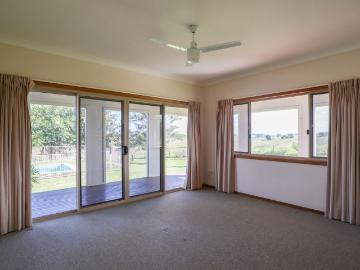 872 Rogerson Road, McKees Hill