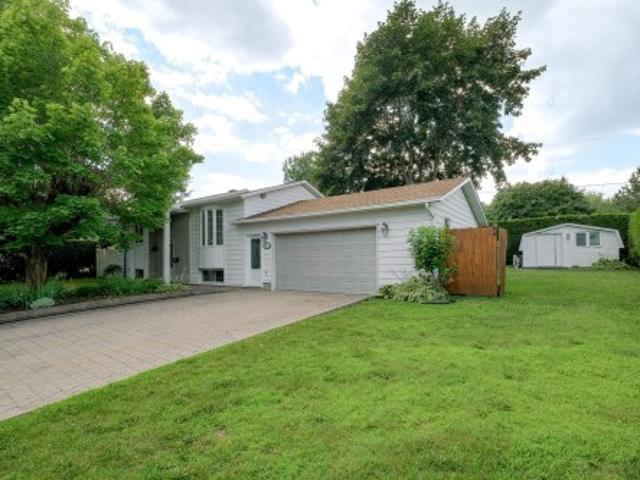 872 Rue Bourgeois, Beloeil, QC, J3G 2Y9 house for sale | Listing ID 9033 | Royal LePage