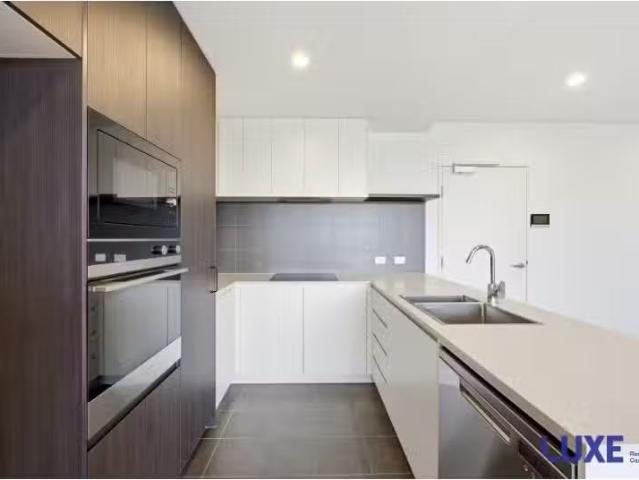 87/2 Torrens Street, BRADDON Apartment for rent Listed by Tim.
