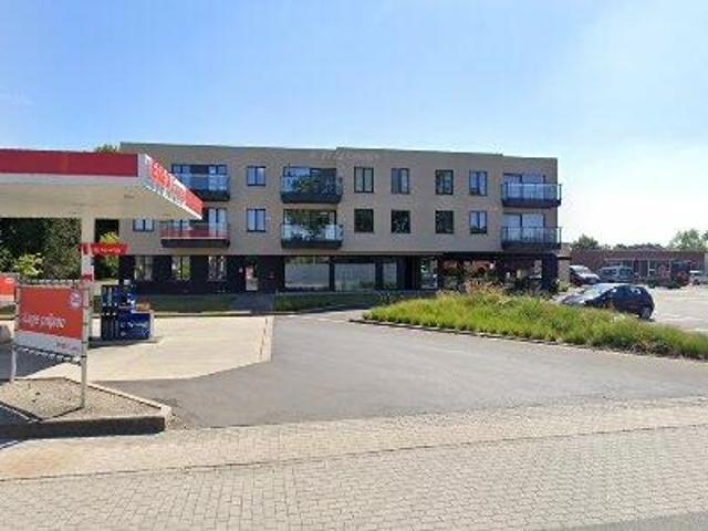 8736 m2 apartment for rent in Oostkamp