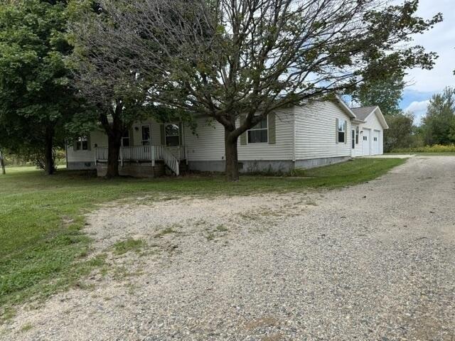 8738 Edgar Rd, Lakeview, MI 48850