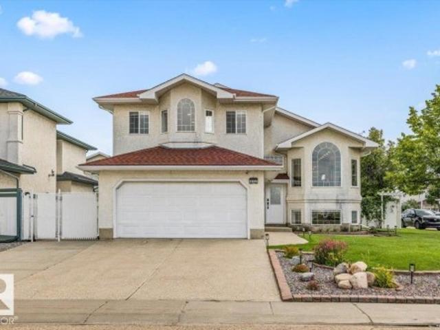8731 A Avenue Nw, Edmonton, AB, T5Z 3K4 house for sale | Listing ID E4503 | Royal LePage