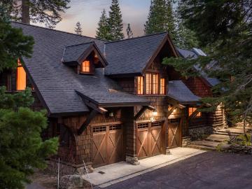 8745 Lahontan Dr, Truckee, CA 96161 | MLS #20252
