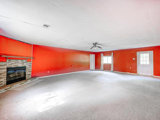8740 Huggin Hollow Road