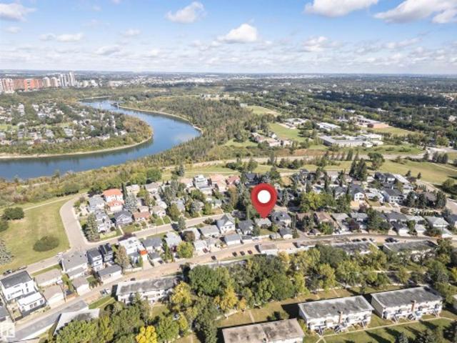 8743 Strathearn Drive Nw, Edmonton, AB, T6C 4C8 house for sale | Listing ID E4509 | Royal LePage
