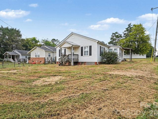 874 N Skyland Drive