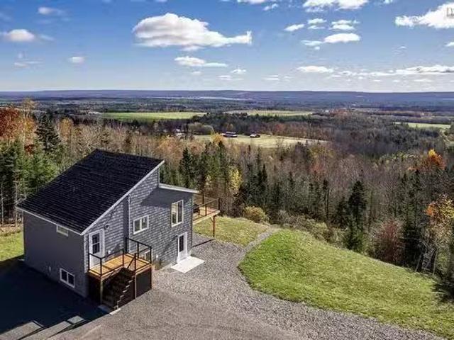 874 Stronach Mountain Road, Melvern Square, NS, B0P 1R0 hous.