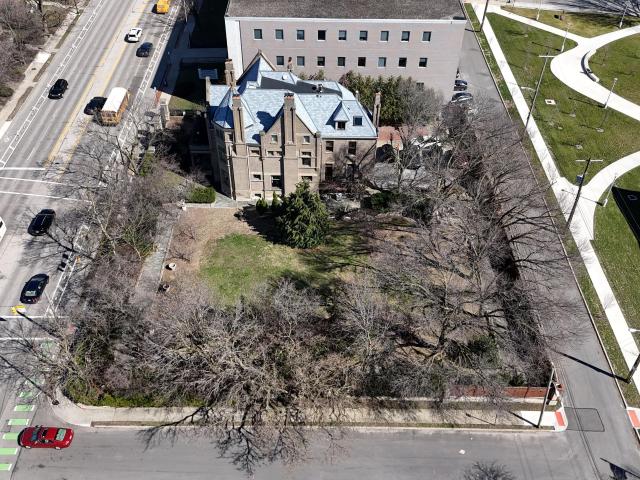 875 E Broad Street