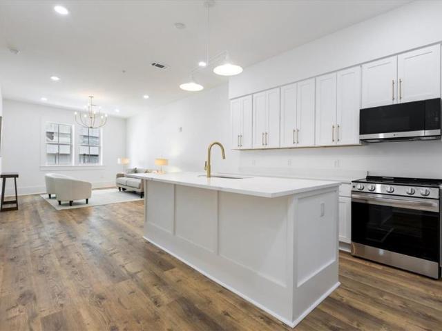 875 O'Keefe Avenue # 103