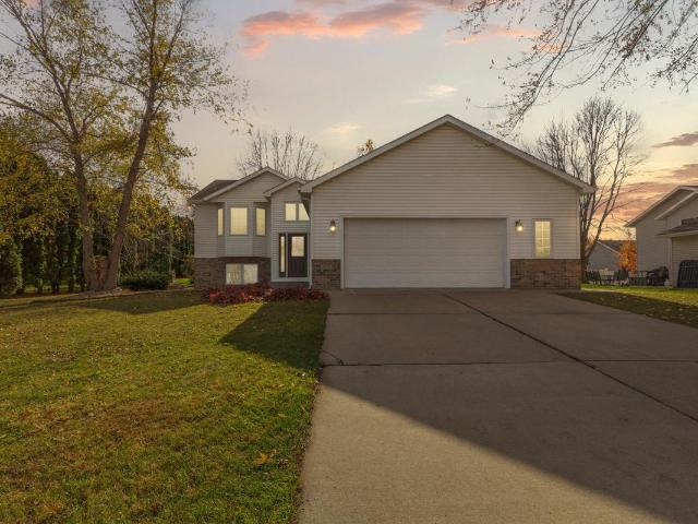 875 Myer Drive NE