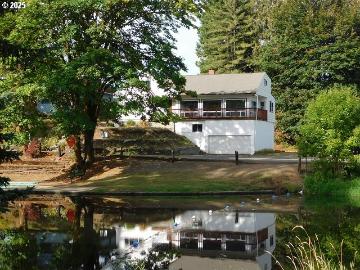875 park dr