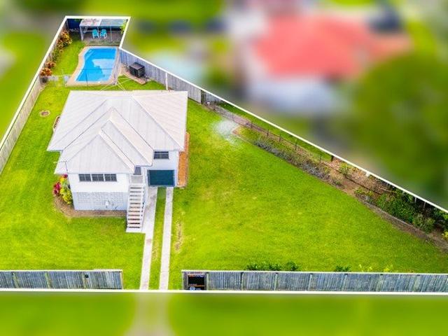 875m² of Space, Endless Potential & a Family Friendly Location