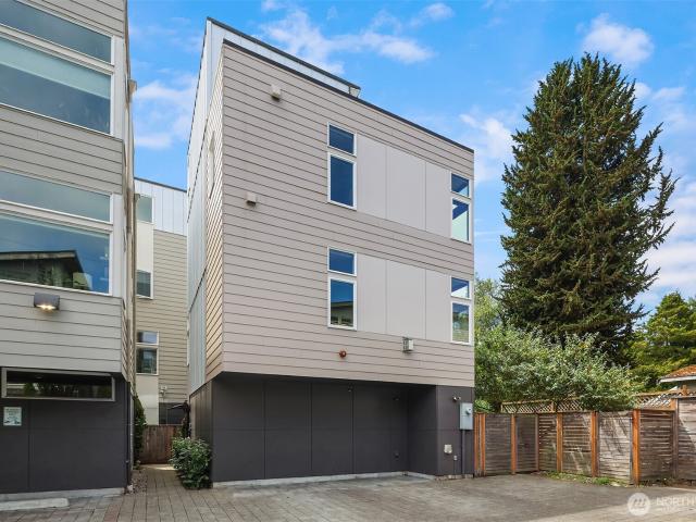 8765 15th Avenue NW