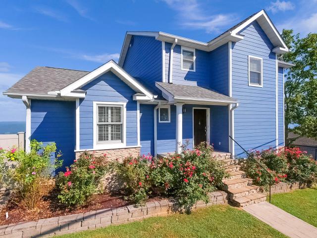 8761 Scenic Highway