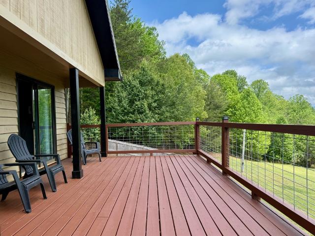 876 Gibson Hill Road