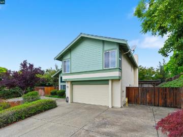 877 Dover Cir
