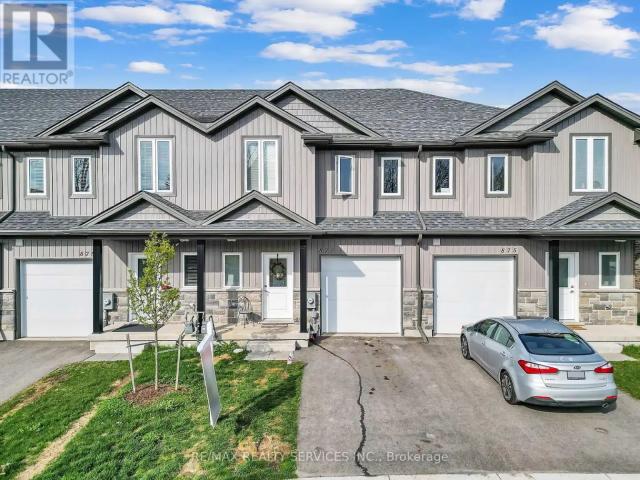 877 EDINBURGH DRIVE