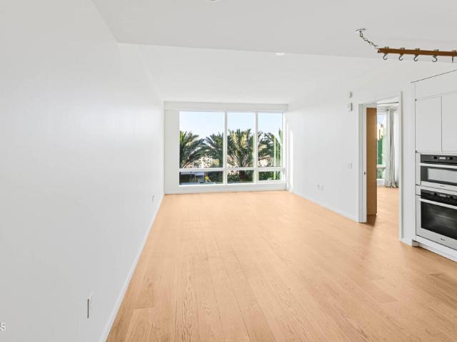 877 Francisco St, Unit 1112, Los Angeles, CA 90017 | MLS #P1 25840