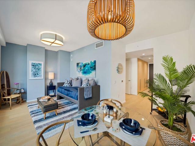 877 Francisco Street 626