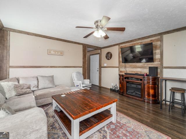 877 Leland Smith Road
