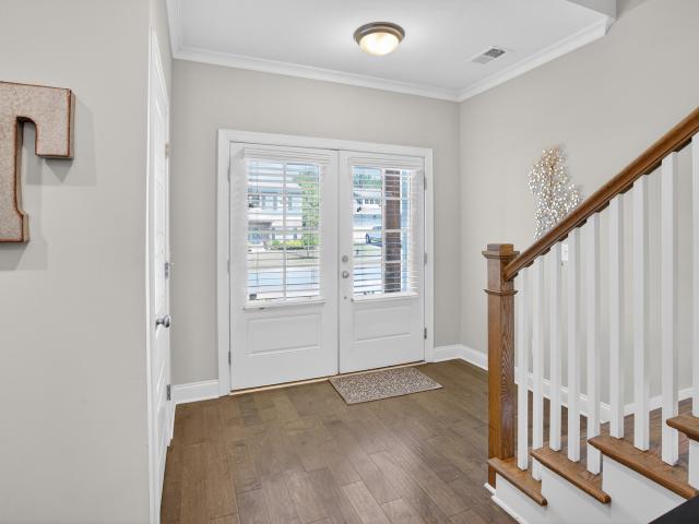 877 Madison Lane