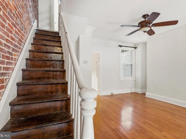877 W Lombard Street