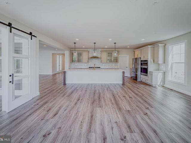 8785 Helleber Spring Cir, Frederick, MD 21701 | MLS #MDFR2065