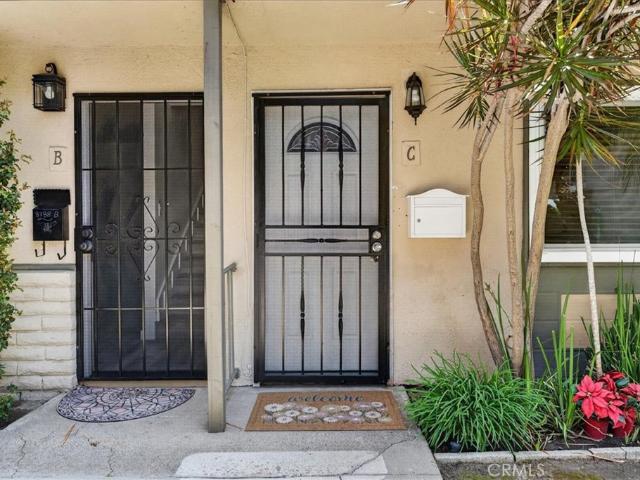 8788 Valley View C